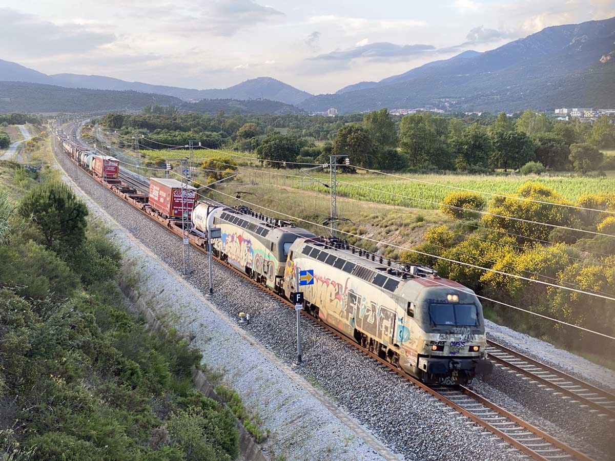 mercaderies-tgv-linia-tren-jonquera-agullana