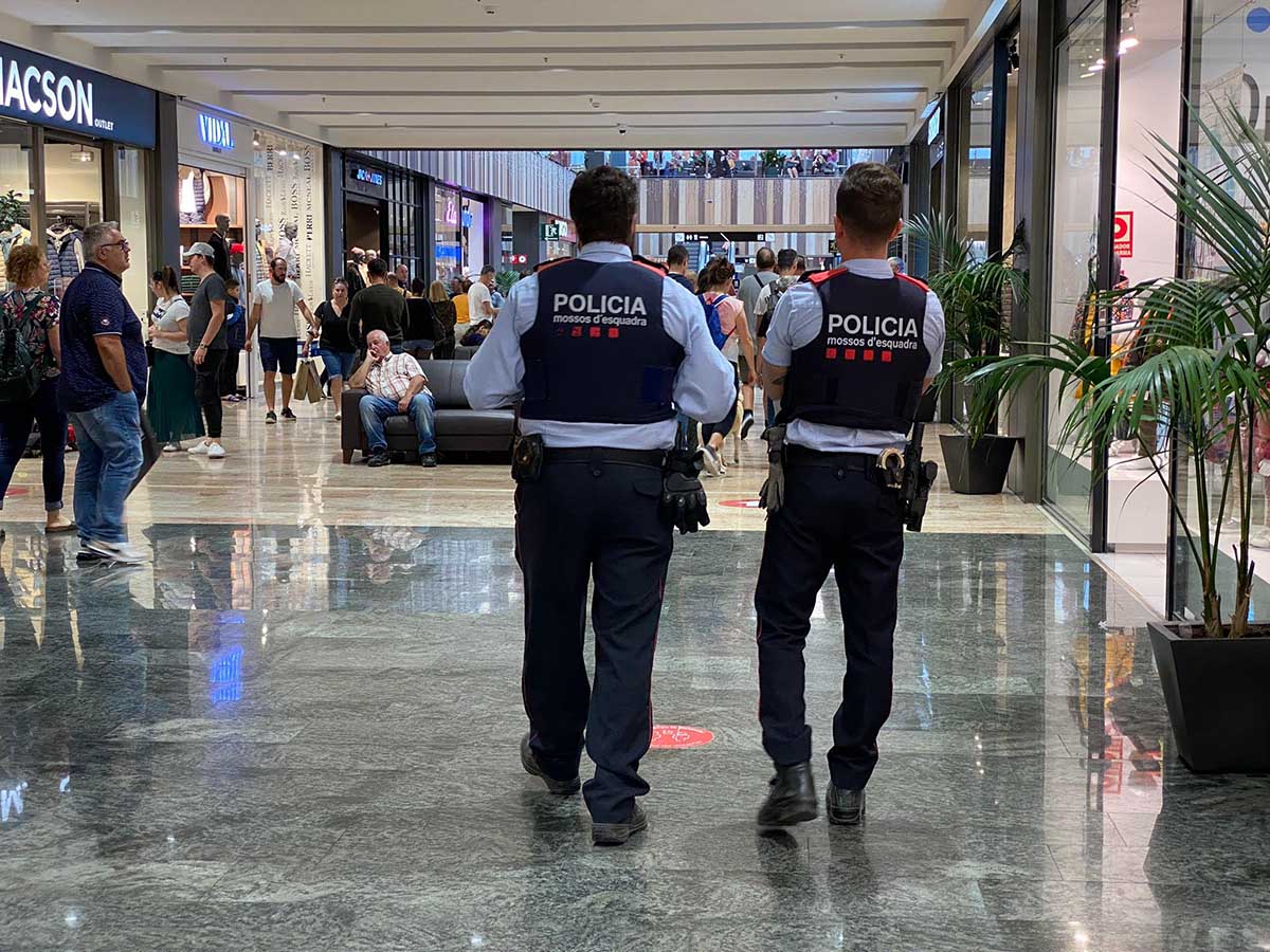 mossos-esquadra-gran-jonquera-ist