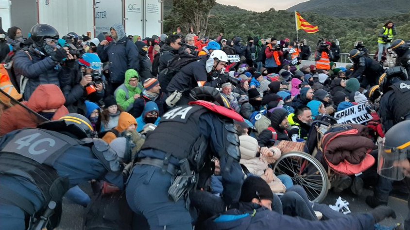 En algun moment hi ha hagut alguna càrrega
