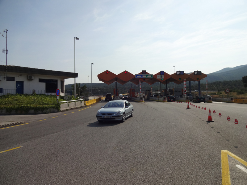 comenca-lampliacio-del-peatge-de-la-sortida-1-ap7-de-la-jonquera